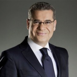 غمزة تحت الضوء